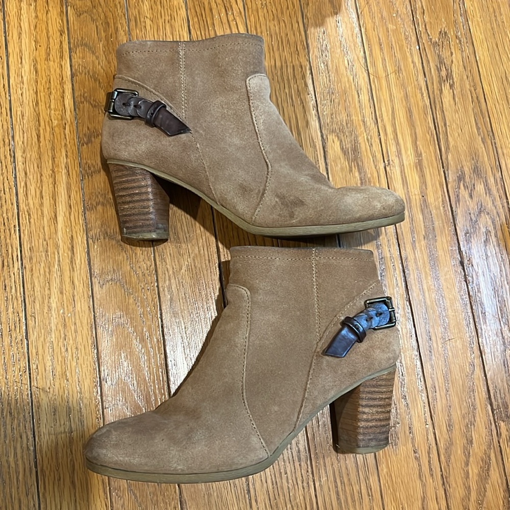 Bass tan booties - Size 6 1/2